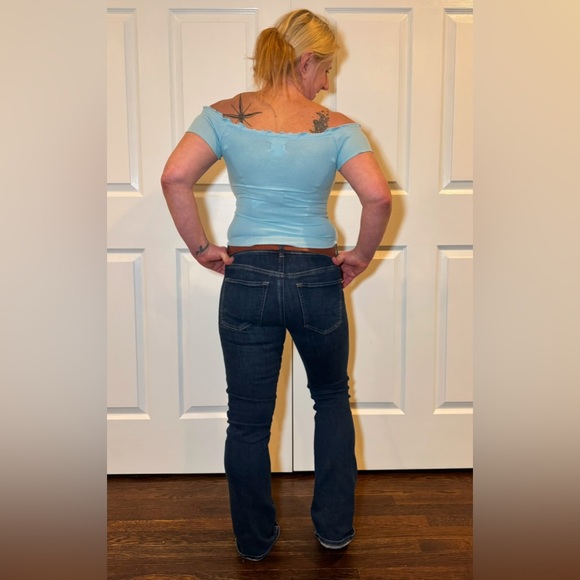 Urban Outfitters - BDG - 'Michelle' Off-The-Shoulder Top - Picture 7 of 9